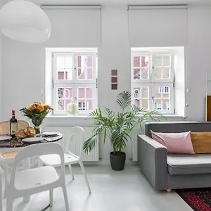  Apartment Maya's Flats & 37 - Piwna